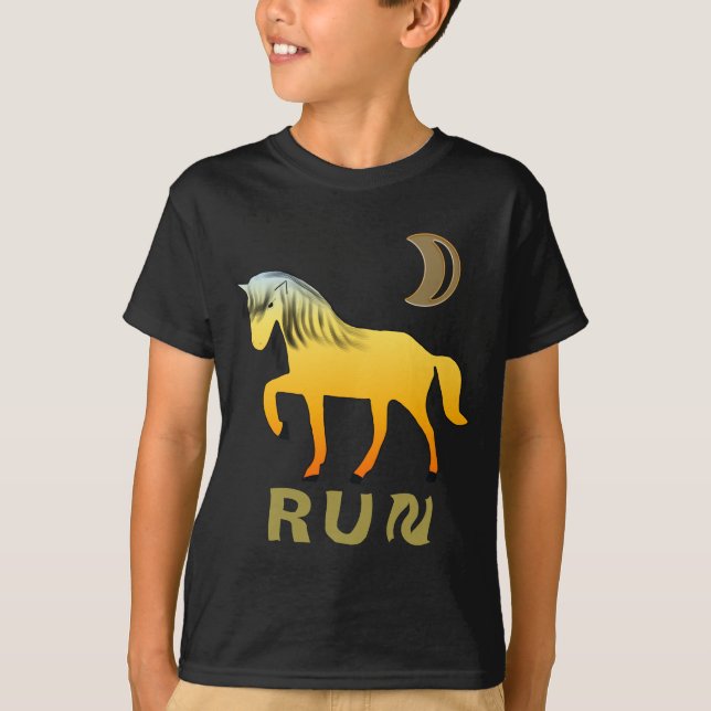 Camiseta Cavalo selvagem sob a Lua Ouro (Frente)
