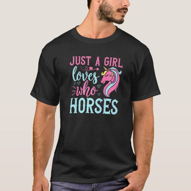Camiseta Cavalos  Apenas Uma Garota Que Ama (Frente)