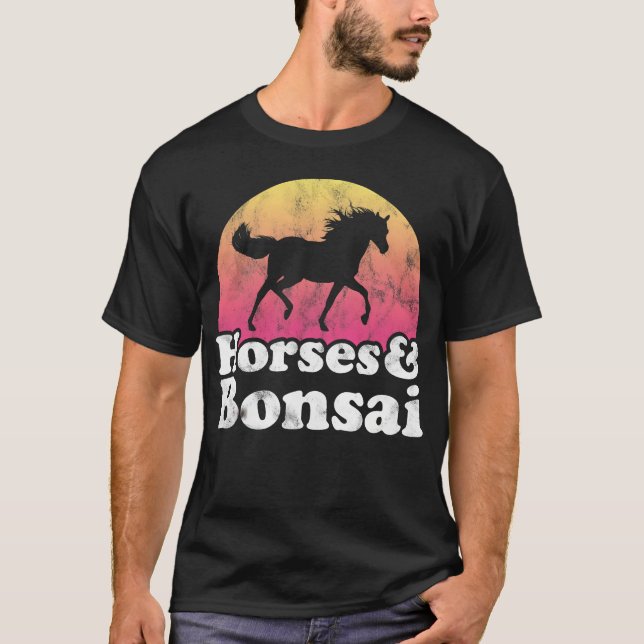 Camiseta Cavalos e Bonsairee Amigos de Mulheres ou Cavalos  (Frente)