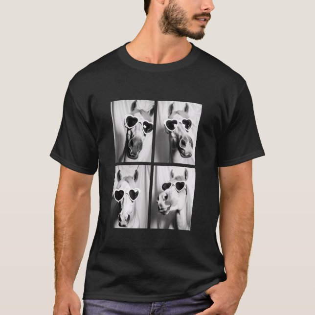 Camiseta Cavalos Fofos com Óculos de Sol Corações Piada de  (Frente)