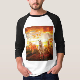 Camiseta Cavalos no travesseiro decorativo solar