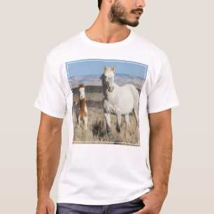 Camiseta Cavalos Selvagens em Casa na Bacia de Sandwash