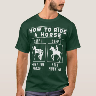 Camiseta Cavalos sobrevoam Hino Equestre Cavalgam Um Retro
