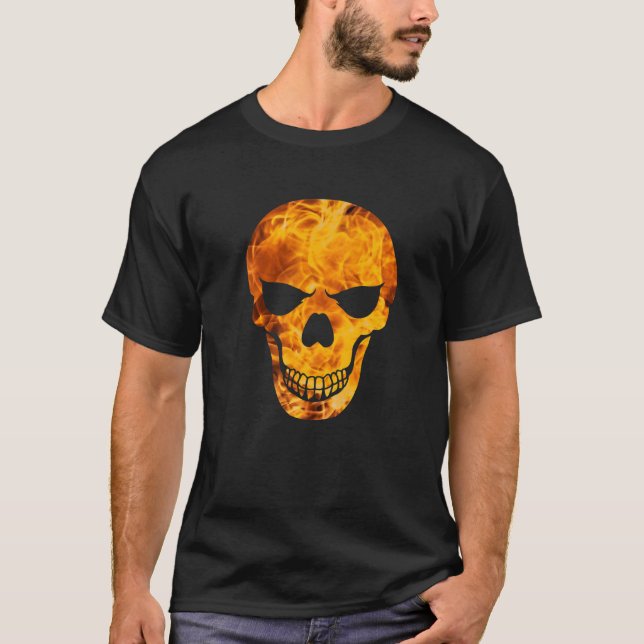 Camiseta Caveira mau Com Chamas. Devil Hell Witeen Hallowee (Frente)