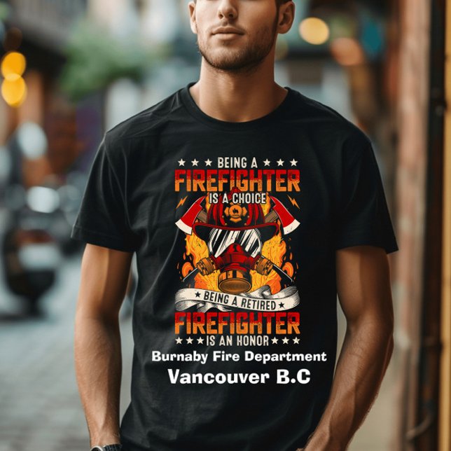 Camiseta Celebra um bombeiro devotado (Criador carregado)