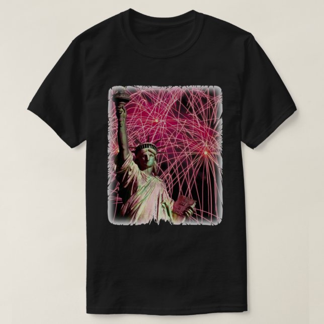 Camiseta Celebração de fundo do Lady Liberty Fireworks julh (Frente do Design)