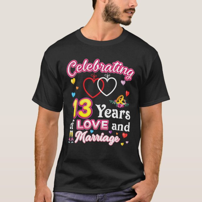 Camiseta Celebrando 13 Anos De Amor E 13 Casamento (Frente)