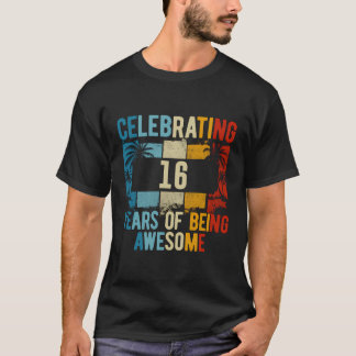 Camiseta Celebrando 16 Anos De Ser Incrível 16º Aniversário