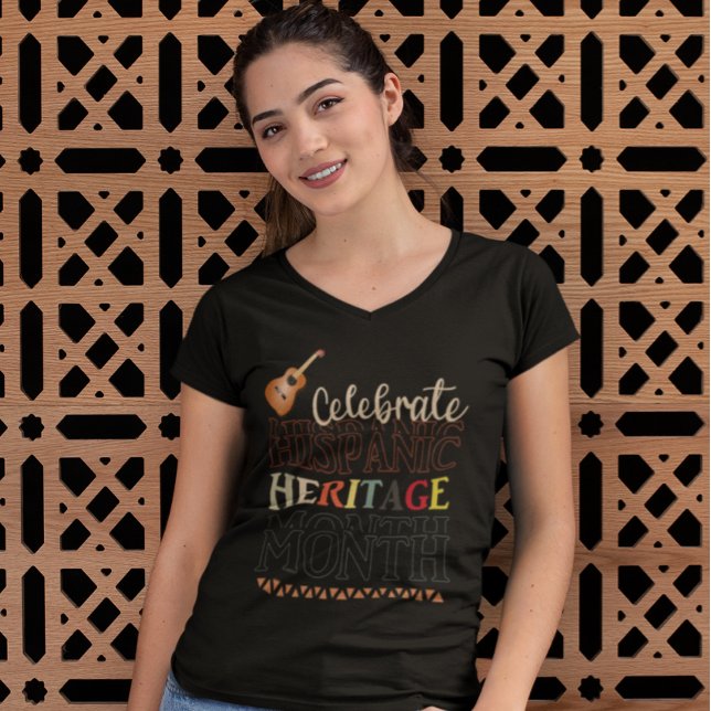 Camiseta Celebrar a Design do Mês do Patrimônio Hispânico (Criador carregado)