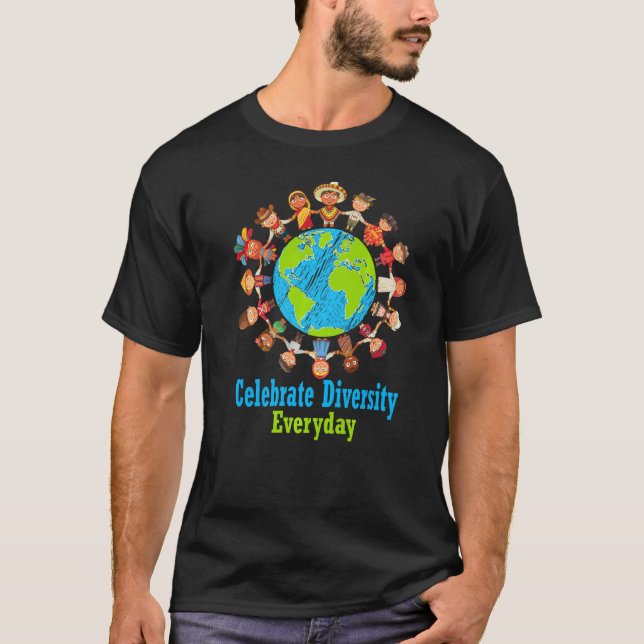 Camiseta Celebrar a Diversidade de Professores e de Estudan (Frente)