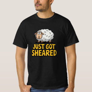 Camiseta Celebrar animais de criação com Designs de ovelha