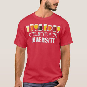 Camiseta Celebrar o Bebendo de Cerveja do Artesanato de Div