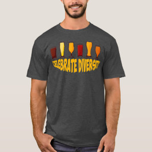 Camiseta Celebrar o Bebendo de Cerveja do Artesanato de Div