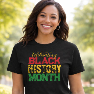 Camiseta Celebrating Black History Month Typography