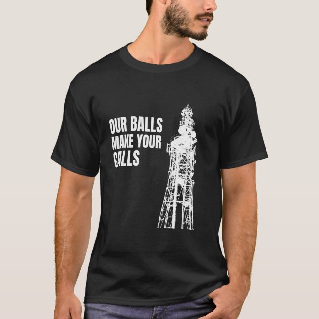 Camiseta Cell Tower Subindo Nossas Bolas Faz Sua Ca (Frente)