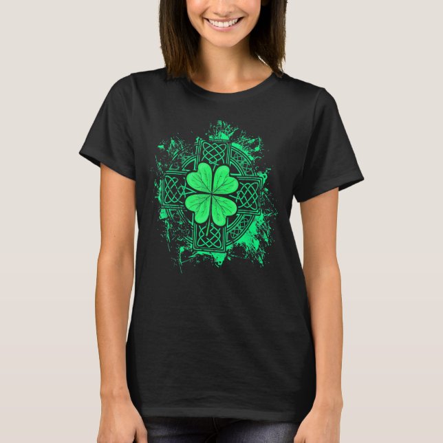Camiseta Celtic Knot Irish Shamrock Three Leaf Clover Rua P (Frente)
