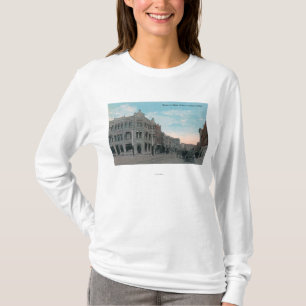 Camiseta Cena da rua principal com carruagems do cavalo e