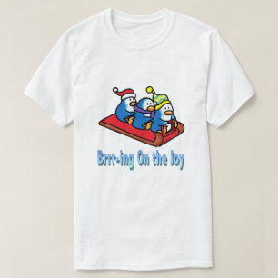 Camiseta Cena de Férias de Inverno para Dormir Pinguins