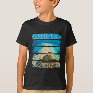 Camiseta Cenário de Praia - Surfista Viciado Homens Mulhere