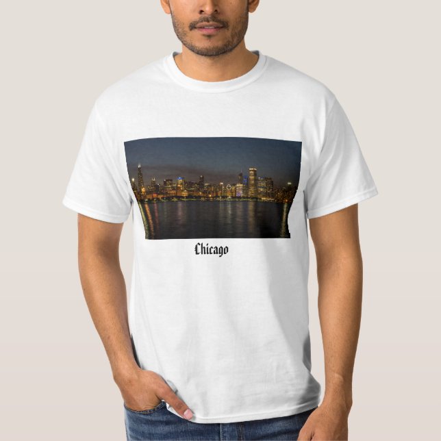 Camiseta Cenário Noturno da Cidade de Chicago (Frente)