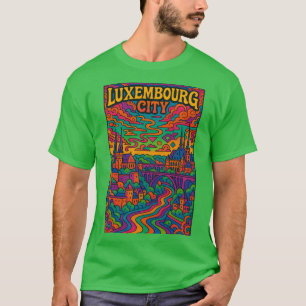 Camiseta Cenário Urbano Psicodélico da Cidade de Luembourg