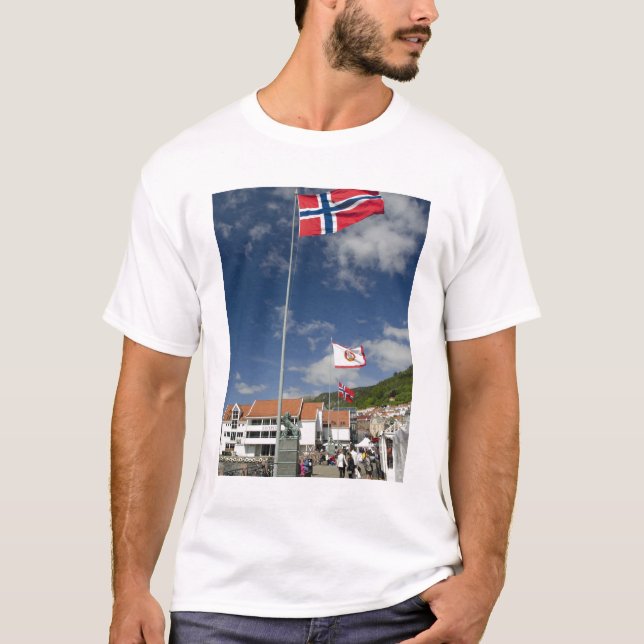 Camiseta Centro porto histórico de Bergen com bandeiras (Frente)