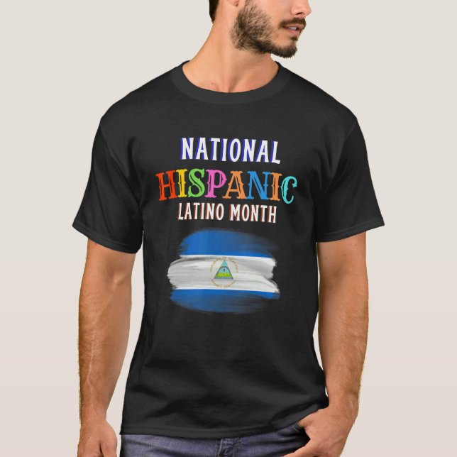 Camiseta Cerimônia Hispânica Mês de Orgulho Latim Ami (Frente)