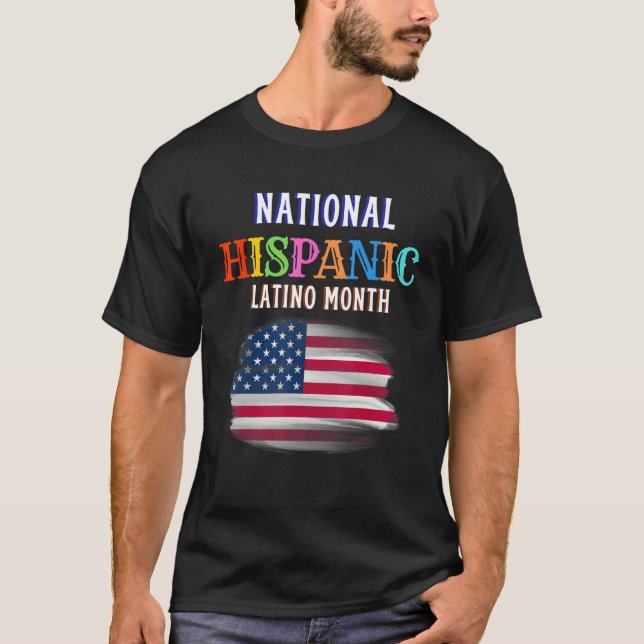 Camiseta Cerimônia Hispânica Mês de Orgulho Latim Ami (Frente)
