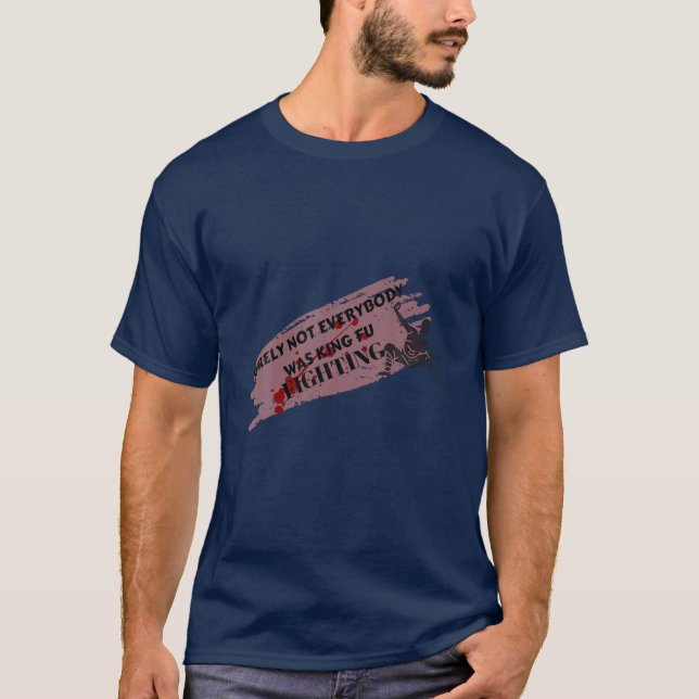 CAMISETA CERTAMENTE NEM TODOS ESTAVAM REI LUTANDO FU (Frente)