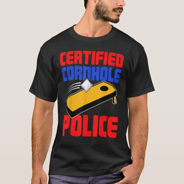 Camiseta Certified Cornhole Police  Corn Hole (Frente)
