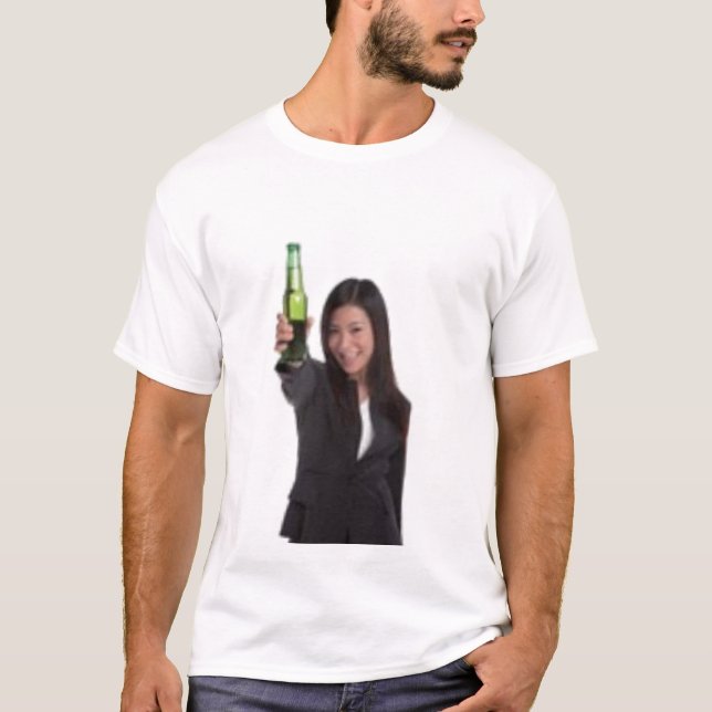 Camiseta Cerveja! Não apenas para o pequeno almoço anymore (Frente)