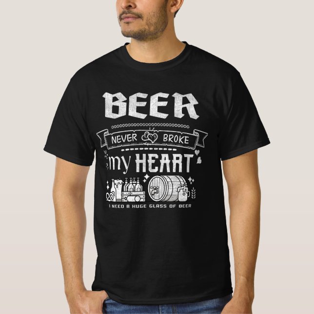Camiseta Cerveja nunca quebrou meu coração (Frente)