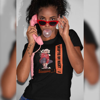 Camiseta Cético à Noite Verificador de Fatos por Dia Anime