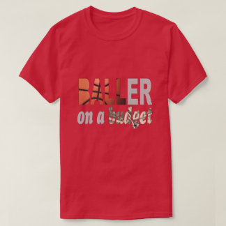 Camiseta Chamador Em Um T-Shirt De Orçamento