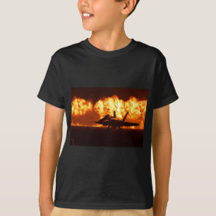 Camiseta Chamas de Caça a Jato