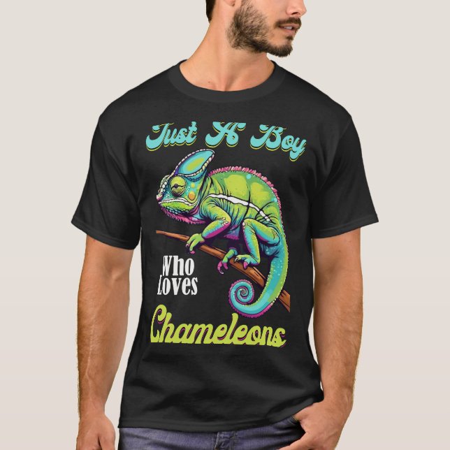 Camiseta Chameleon É Um Menino Que Ama Camaleões T-Shirt (Frente)