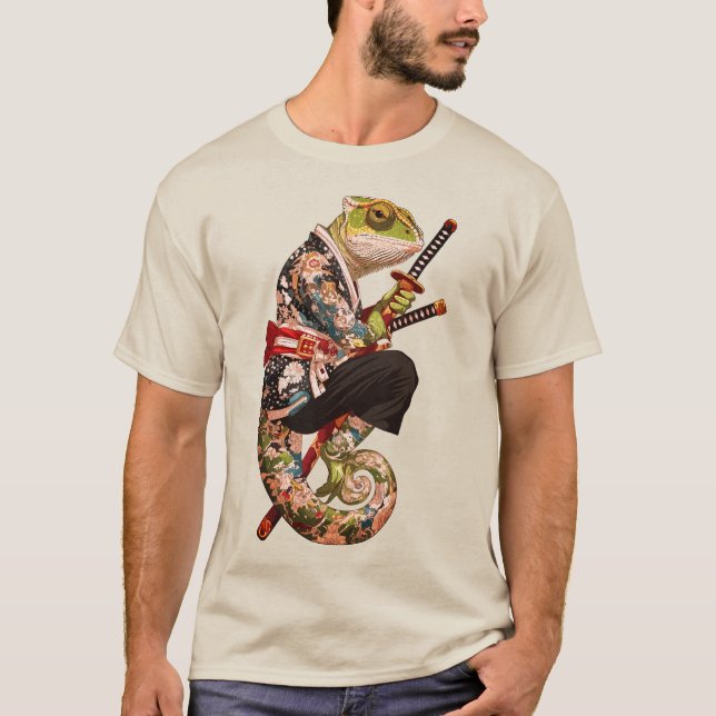 Camiseta Chameleon Samurai - Tatuado Guerreiro com Katana (Frente)