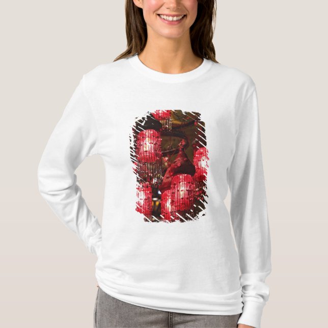 Camiseta Chandelier para venda, Khan el Khalili Bazaar, (Frente)