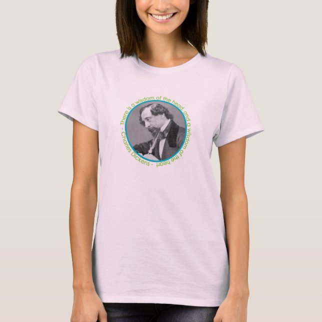 Camiseta Charles Dickens Retrato Com Citação (Frente)