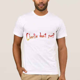 Camiseta Charlie não surfa!