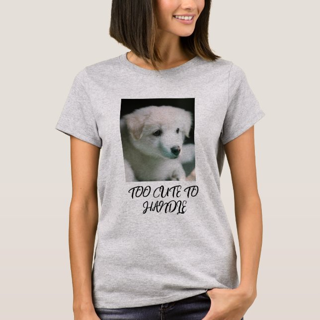 Camiseta "Charme de Cachorrinho Branco Fofo" (Frente)