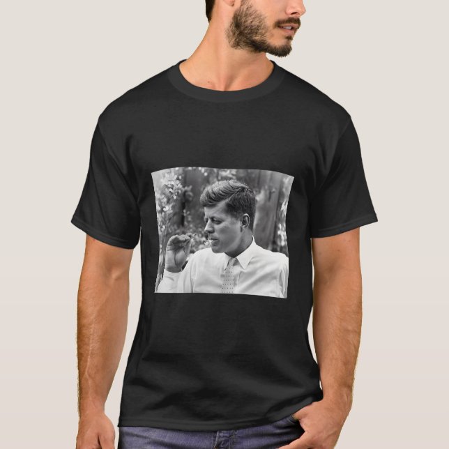 Camiseta Charuto De Fumagem Jfk (Frente)