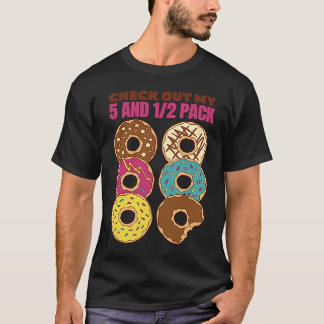 Camiseta Check Out My Six Pack   Donut  1 (Frente)