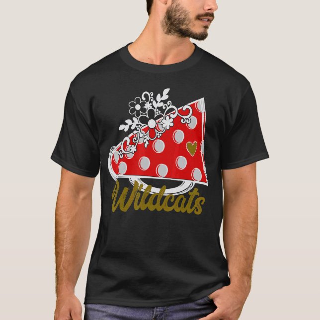 Camiseta Cheer WILDCATS  Red Megaphone Heart Flower Accent (Frente)