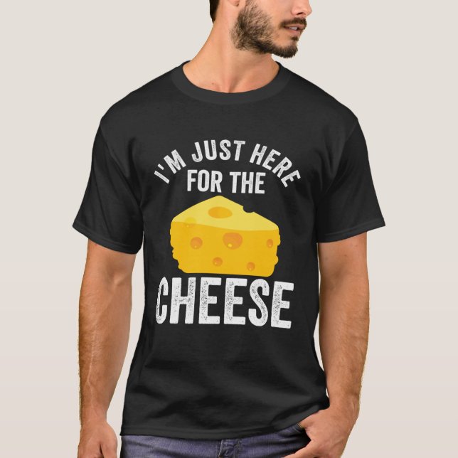 Camiseta Cheese  I wonder If Cheese Thinks About Me Too  1 (Frente)