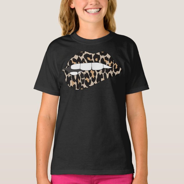 Camiseta Cheetah Leopard Animal Print Lip Bite T-Shirt (Frente)