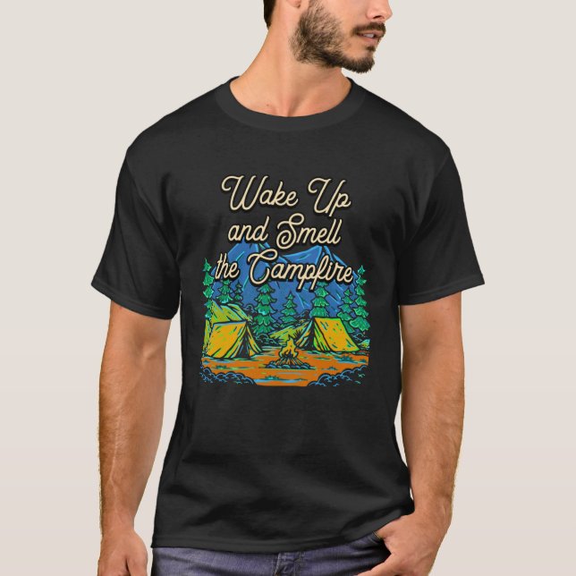 Camiseta Cheire a Cimeira de Campfire Mountain Camping (Frente)