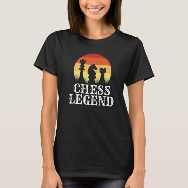 Camiseta Chess Legend Chess Pedaços Chess (Frente)