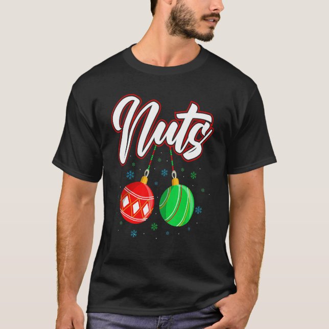 Camiseta Chest Nuts Christmas T Shirt Funny Matching Couple (Frente)