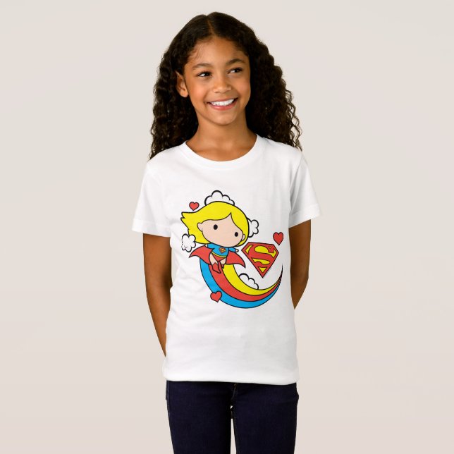 Camiseta Chibi Supergirl Flying Rainbow (Frente Completa)